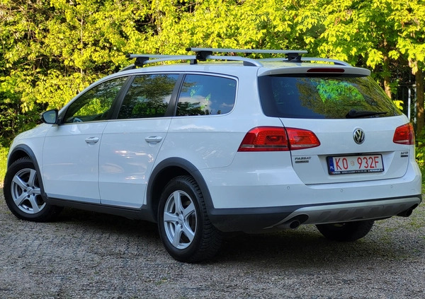 Volkswagen Passat cena 46900 przebieg: 245300, rok produkcji 2014 z Kleczew małe 781